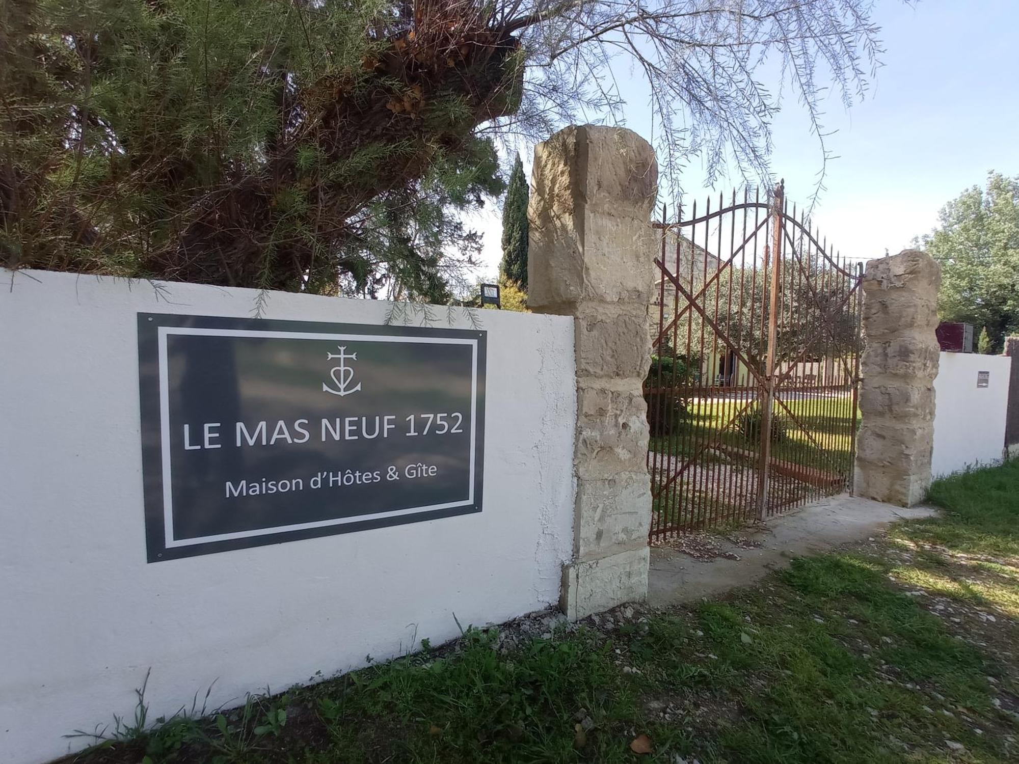Le Mas Neuf 1752 Arlés Exterior foto